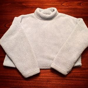 Forever 21 Fuzzy Long Sleeved Cropped Sweater